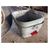 2 sq wash tubs