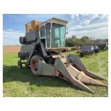 Gleaner combine, 2R corn head and grain platform. Not running.