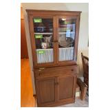 Kitchen cupboard 15D x 33L x 72H NO CONTENTS!!