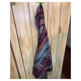 Women’s Apt 9 shawl, one size fits all
