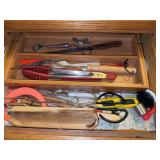 Kitchen utensils, Copper Chef pan, big knife, etc “F”