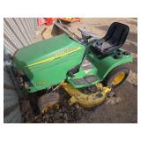 John Deere LX280 Riding Lawn Mower (Non Running)