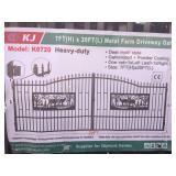 7ft x 20ft Metal Deer Farm Driveway Gate
