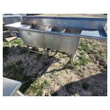 Metcraft Power Soak Three Compartment Sink