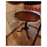 Tilt top table 