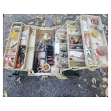 Tackle box 