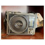 GE FM/AM 8 track music system