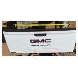 GMC Sierra Tailgate