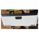 GMC Sierra Tailgate