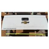 Chevrolet Silverado Tailgate