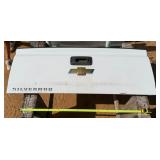 Chevrolet Silverado Tailgate