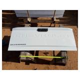 Chevrolet Silverado Tailgate