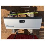 Chevrolet Silverado Tailgate