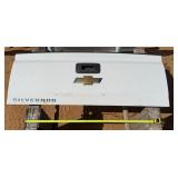 Chevrolet Silverado Tailgate
