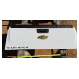 Chevrolet Silverado Tailgate