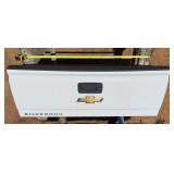 Chevrolet Tailgate w/ Truck Bed Extender