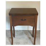 Singer Model 237 Sewing Machine & Table