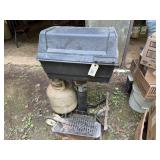 Grill with Propane tank and Charcoal grill