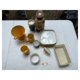 Plastic Plates, Tupperware Bowl, Burger-Smasher