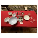 Vintage Pyrex bowls (set of 4) Pewter candle stick