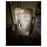 Vintage Fridgeaire fridge