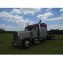 2005 Peterbilt 379 EXT. HOOD