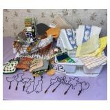 Kitchen (Hot pads, Hand Towels, Drying Rack)