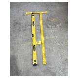 Swanson level and Drywall T Square