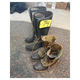 2 pair of boots size men
