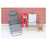 4 Lawn Chairs with Small Wood Table