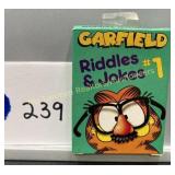 Garfiled Riddles & Jokes #1-vintage 1978 set