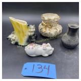 Brazil shaker pig, Gold trimmed vase, vintage