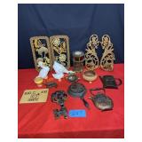 Box of Wall Decor, Plastic, Wooden, Set of Ducks