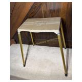 Welt Safe-Lock Table