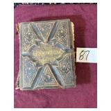 Antique Pictorial Family Bible Arranged Parallel