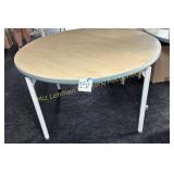 Round Table
