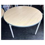 Round Table