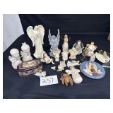 Lot of Angels, wall hangings, figurines etc.