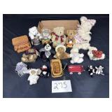 10+ Boyd's bears, Accessories