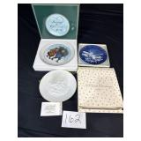 3 Christmas Plates