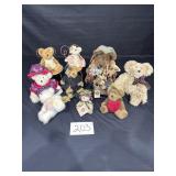 Flat of 10 Boyds Bears, 1 sleigh, 2 parlor chairs
