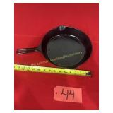 Wagner #8 Cast Iron with painting