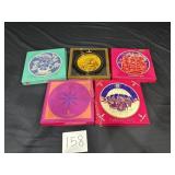 2 Hispanic Mother's Day Plates, 3 Hispanic