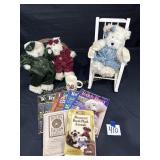 3 boyds bears and boyds bear boxs