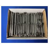HO SCALE TRAIN TRACK