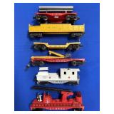 (6) LIONEL TRAIN CARS: NO 3512, 6814, 6670,6461,