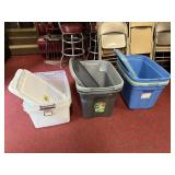 (8) TOTES & LIDS (STERILITE, GRAY, BLUE)