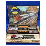 ATHEARN TRAINS IN MINIATURE HO SCALE
