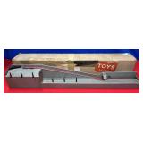 LIONEL TRAINS NO 364 LUMBER LOADER WITH BOX