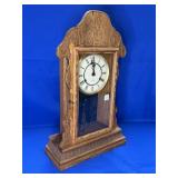 COLONIAL 31 DAY MANTLE CLOCK WITH KEY APPROX
